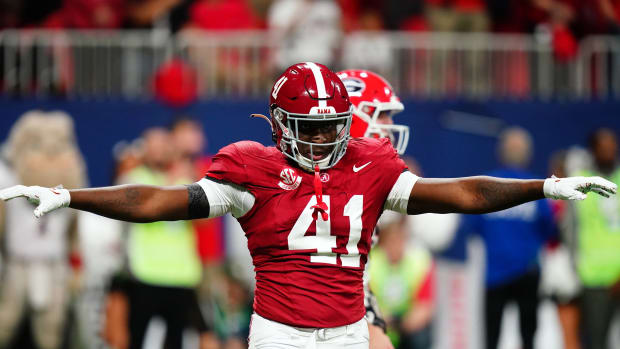 Alabama Crimson Tide linebacker Chris Braswell (41) reacts in the first quarter against the Georgia Bulldogs in the SEC Championship at Mercedes-Benz Stadium.